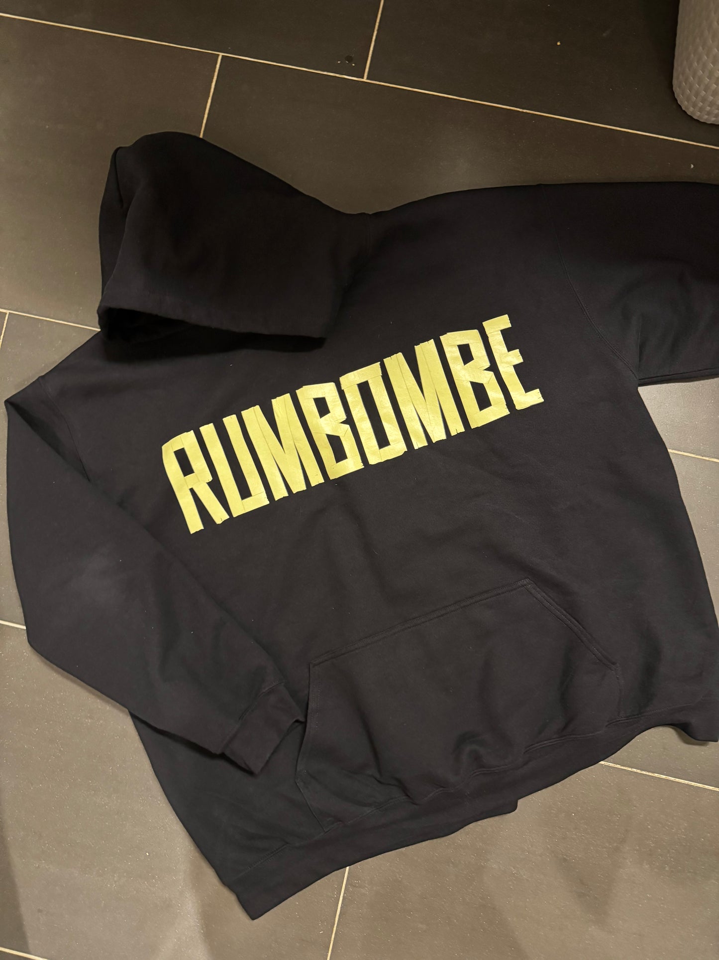 RUMBOMBE TAPE HOODIE